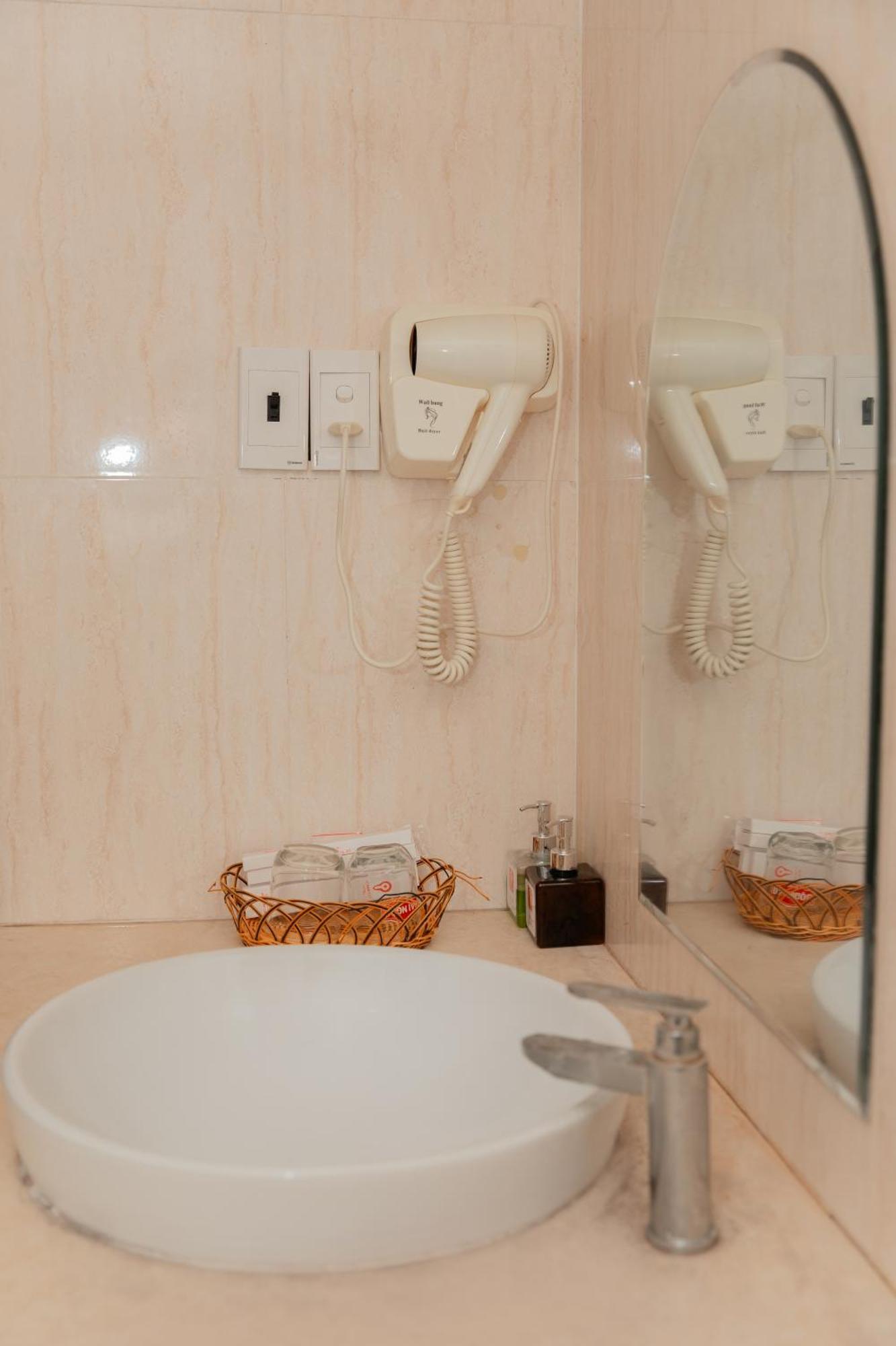 Khach San Son Thinh Hotel Vũng Tàu Exteriér fotografie